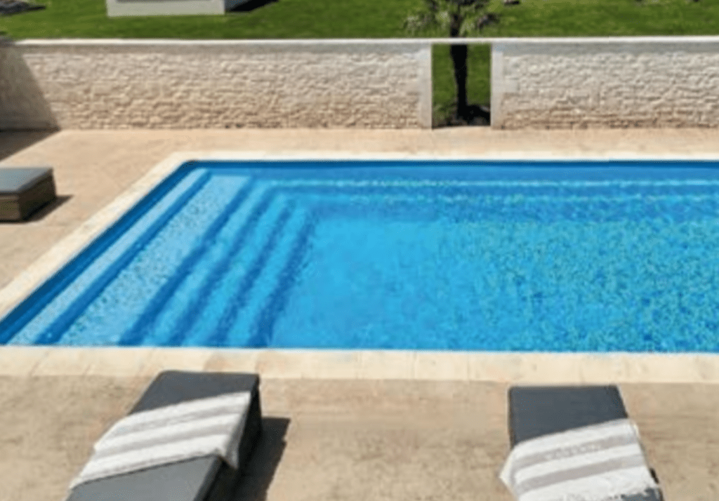 modèle piscine wide 85